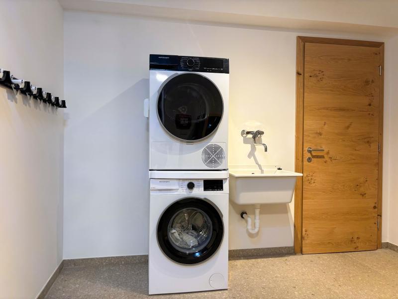 Washing machine and dryer